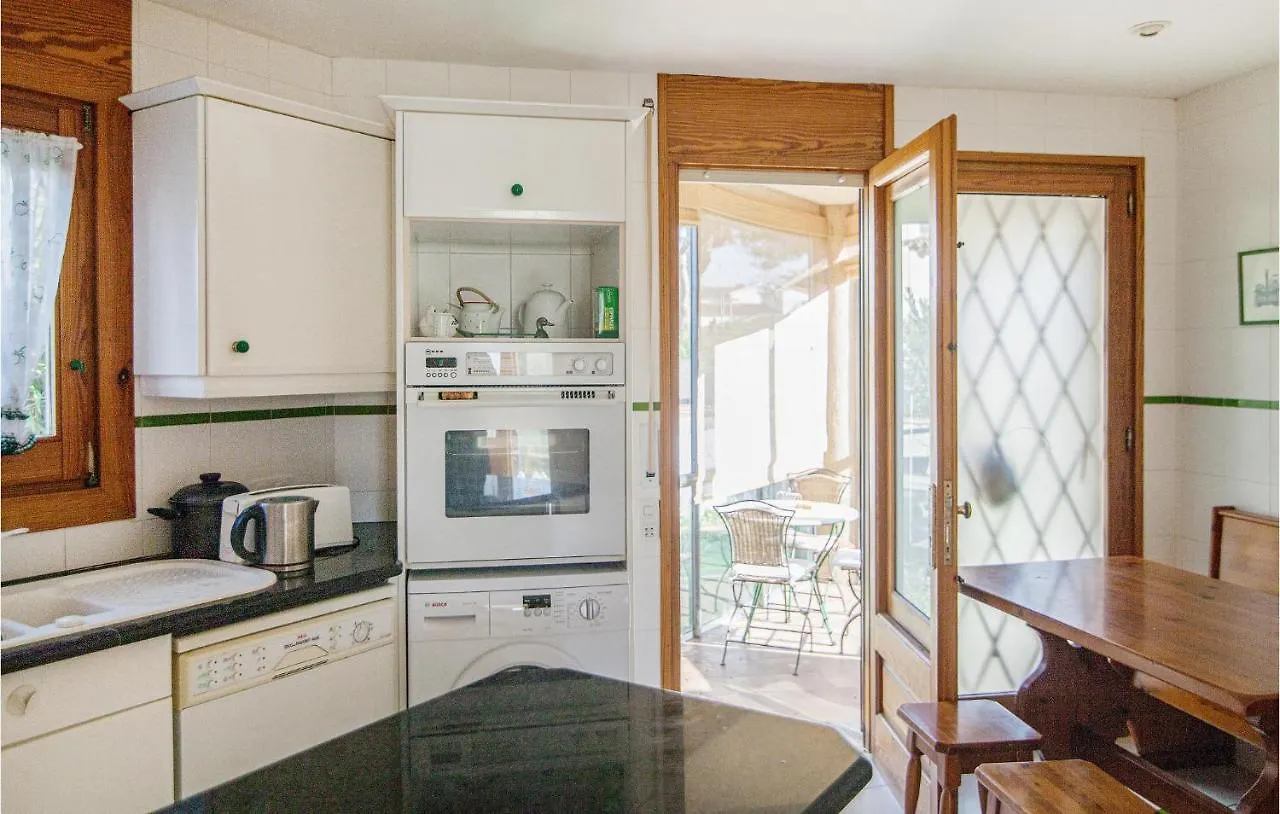 Holiday home Cozy Home In Santa Cristina Daro With Wifi Santa Cristina d'Aro